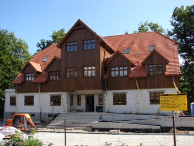 Budynek siedziby Nadleśnictwa Śnieżka w Kowarach