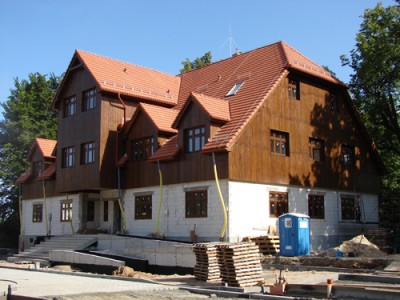 Budynek siedziby Nadleśnictwa Śnieżka w Kowarach