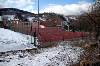 Boisko Orlik 2012 w Walimiu