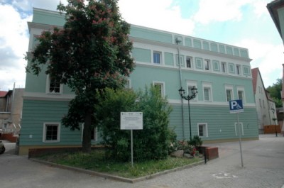 Budynek Centrum Integracji i Tradycji Miasta w Kowarach