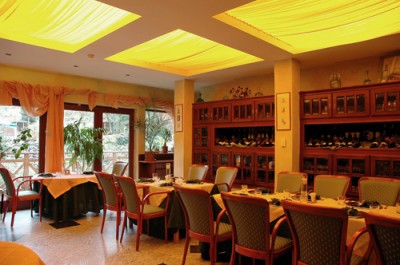 Budynek Hotelu Jelenia Struga w Kowarach
