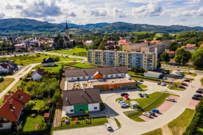 Budowa pasywnego budynku przedszkola z funkcją żłobkową w Pieszycach