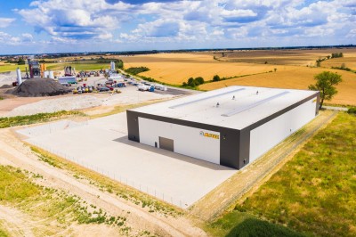 Budowa hali magazynowej w systemie zaprojektuj-wybuduj w Kostomłotach