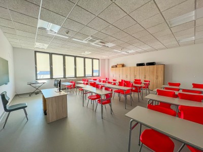 Rozbudowa budynku szkoły w Bielanach Wrocławskich