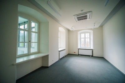 Przebudowa i rozbudowa budynku Pałacu w Sobieszowie