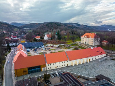 Przebudowa i rozbudowa budynku Wielkiej Stajni, pod nową ekspozycję edukacyjno-przyrodniczą